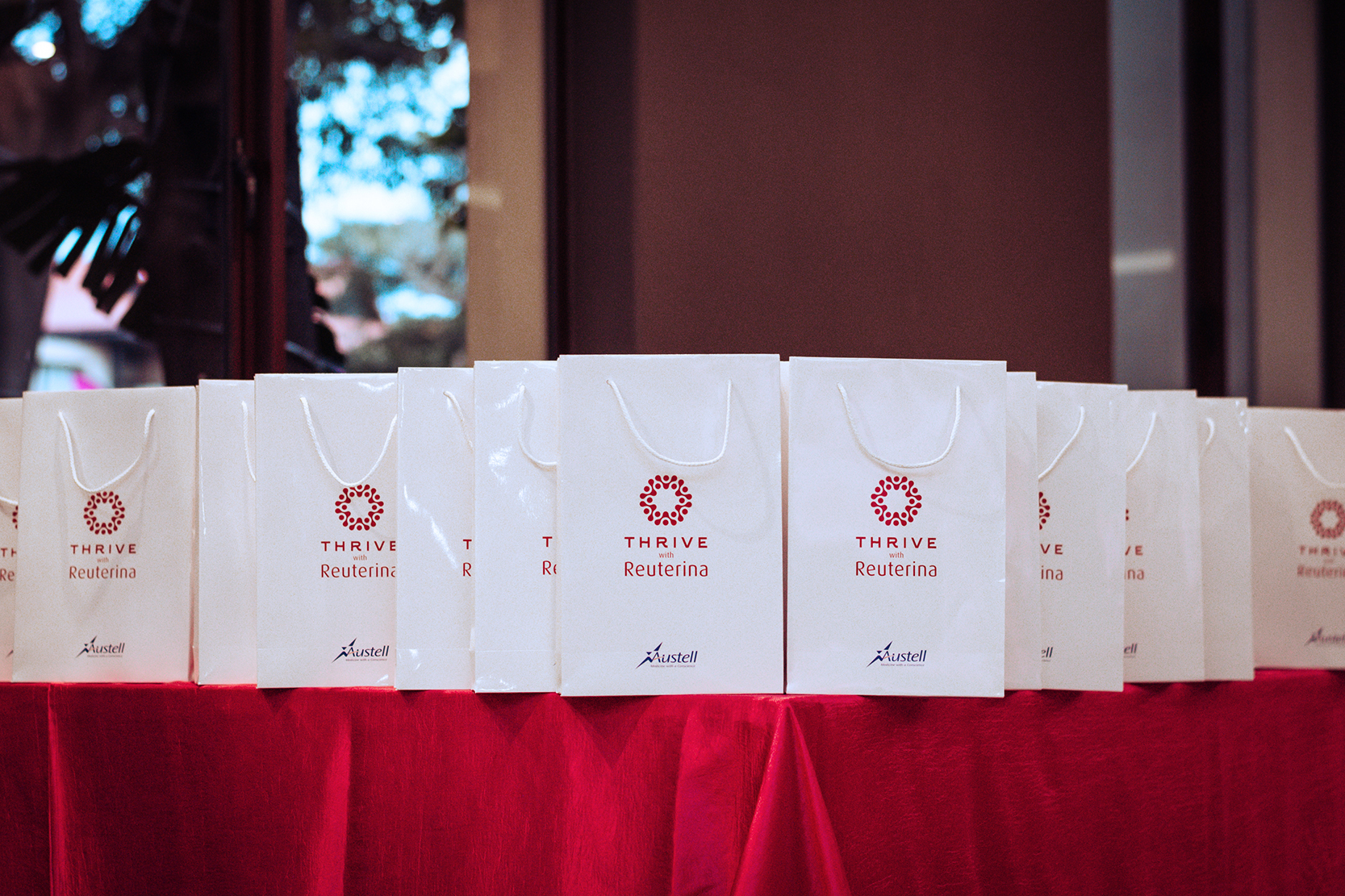 Reuterina Thrive Campaign Banner